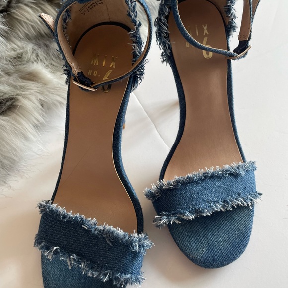 Denim ankle strap stiletto sandal frayed edge (7) - Picture 7 of 7